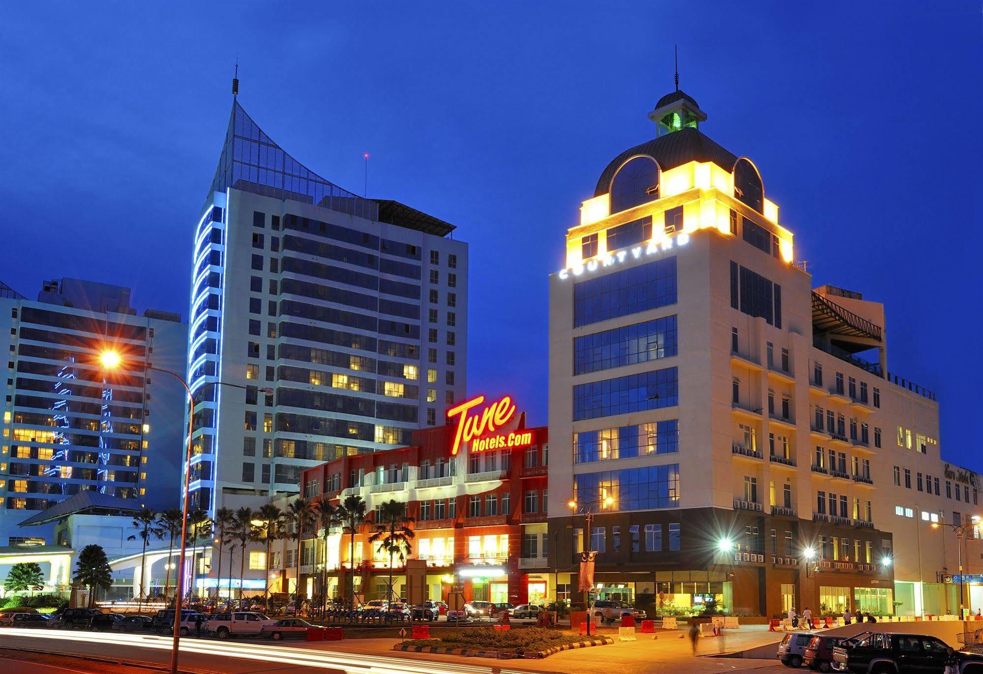 Tune Hotel - 1Borneo Kota Kinabalu Exterior foto